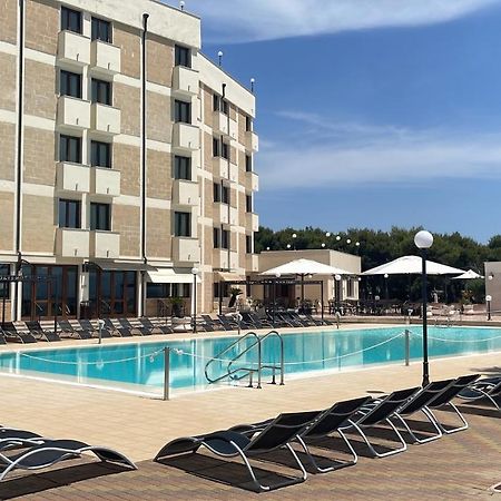 Apulia Hotel Taranto Ara Solis Lido Azzurro Εξωτερικό φωτογραφία