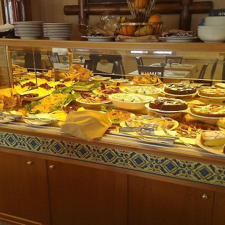 Apulia Hotel Taranto Ara Solis Lido Azzurro Εξωτερικό φωτογραφία