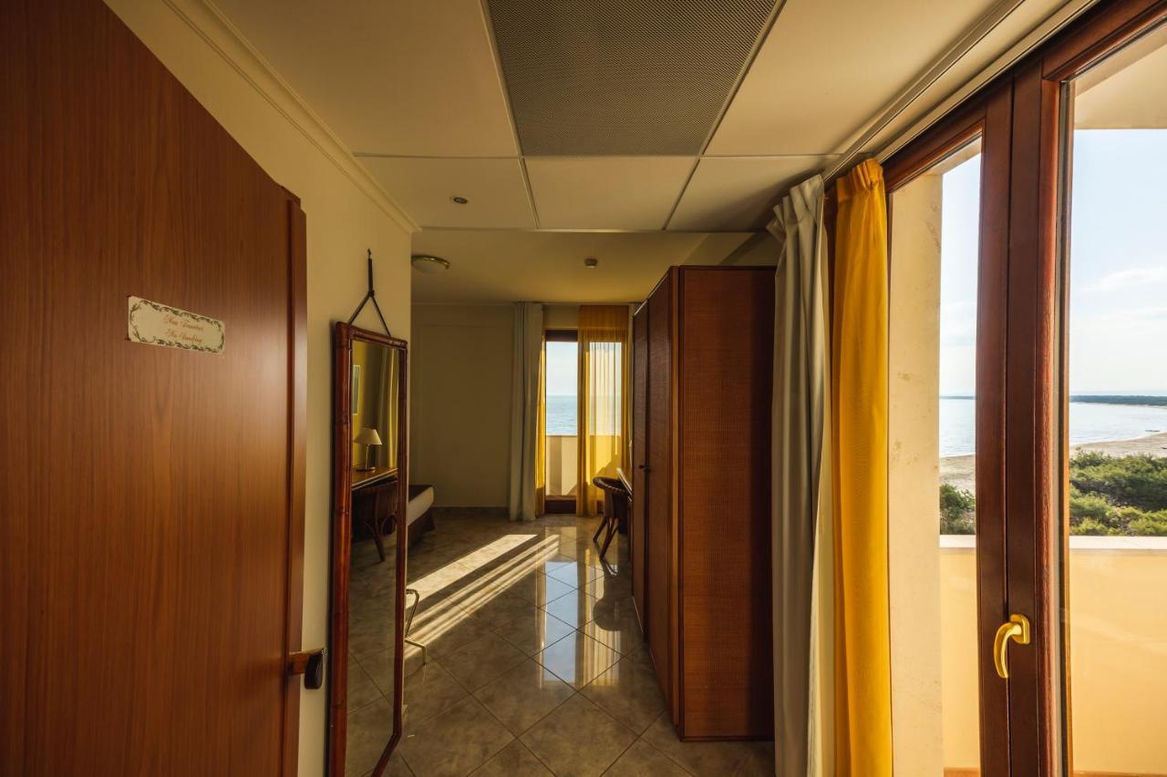 Apulia Hotel Taranto Ara Solis Lido Azzurro Εξωτερικό φωτογραφία