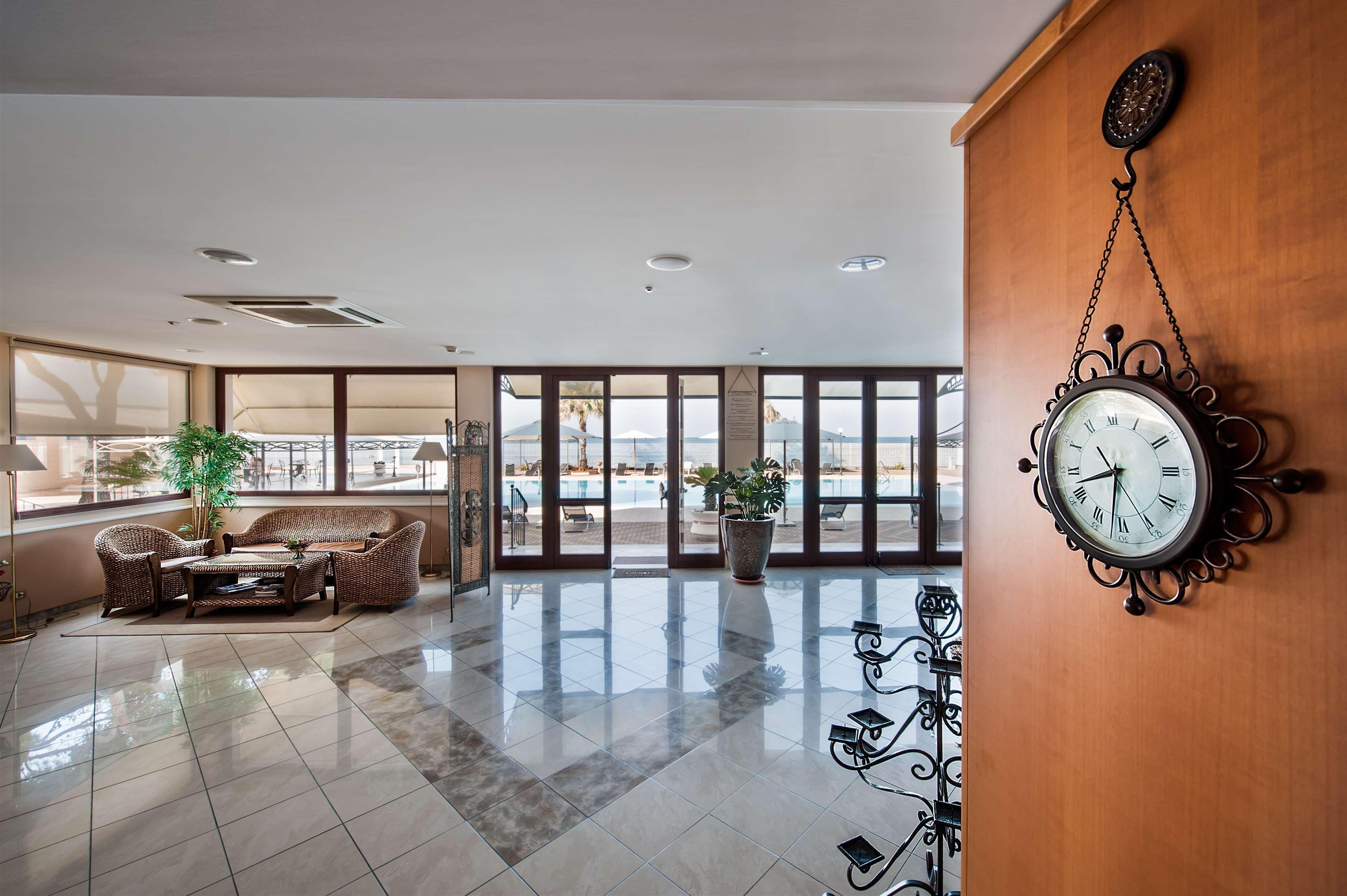 Apulia Hotel Taranto Ara Solis Lido Azzurro Εξωτερικό φωτογραφία